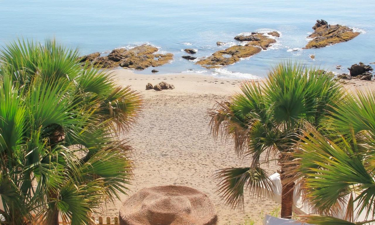 Hotel Patricia Torreguadiaro Ngoại thất bức ảnh