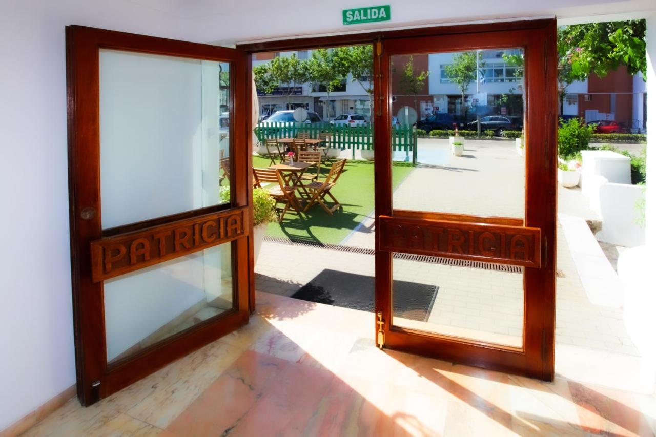 Hotel Patricia Torreguadiaro Ngoại thất bức ảnh