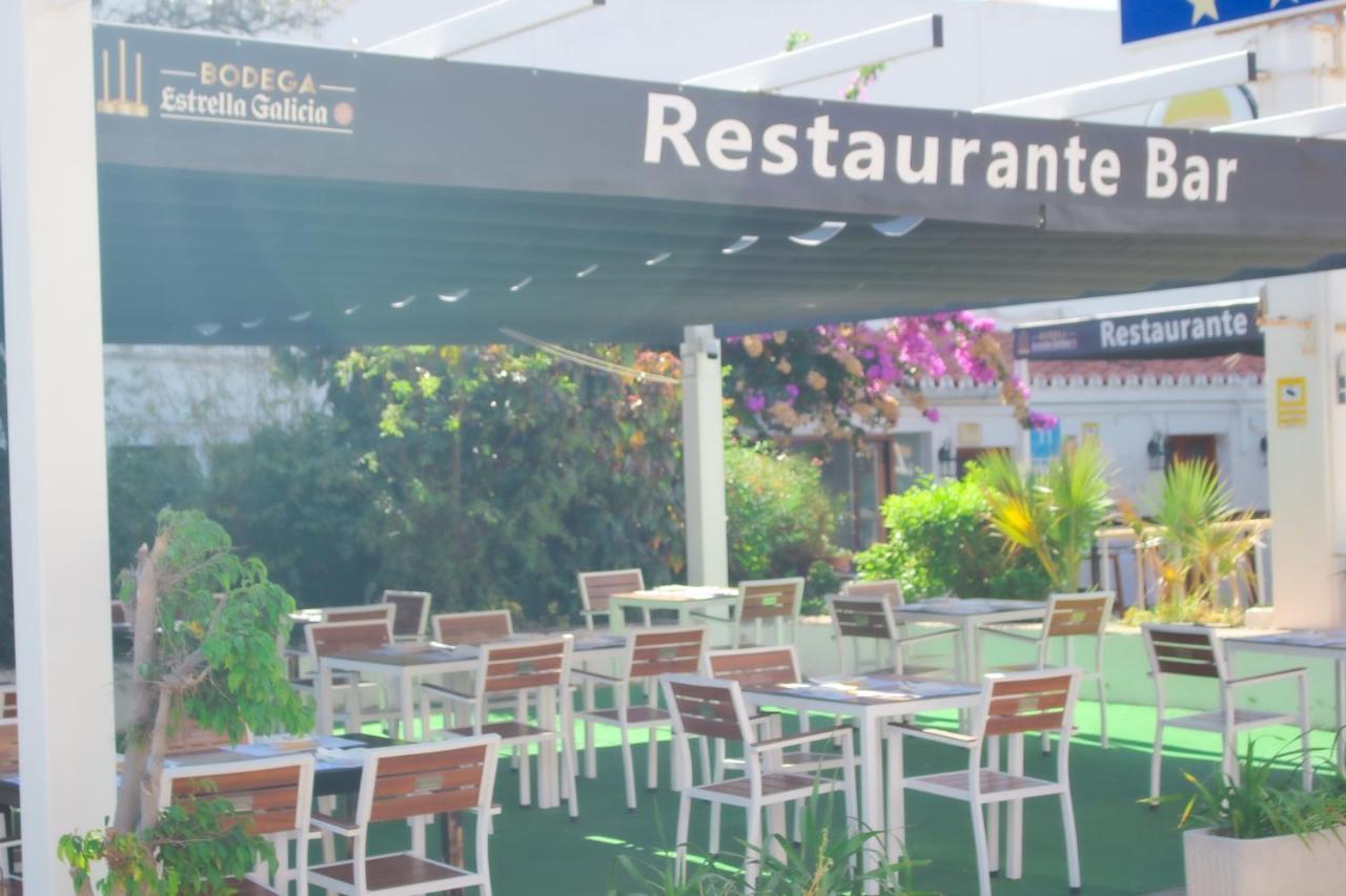 Hotel Patricia Torreguadiaro Ngoại thất bức ảnh