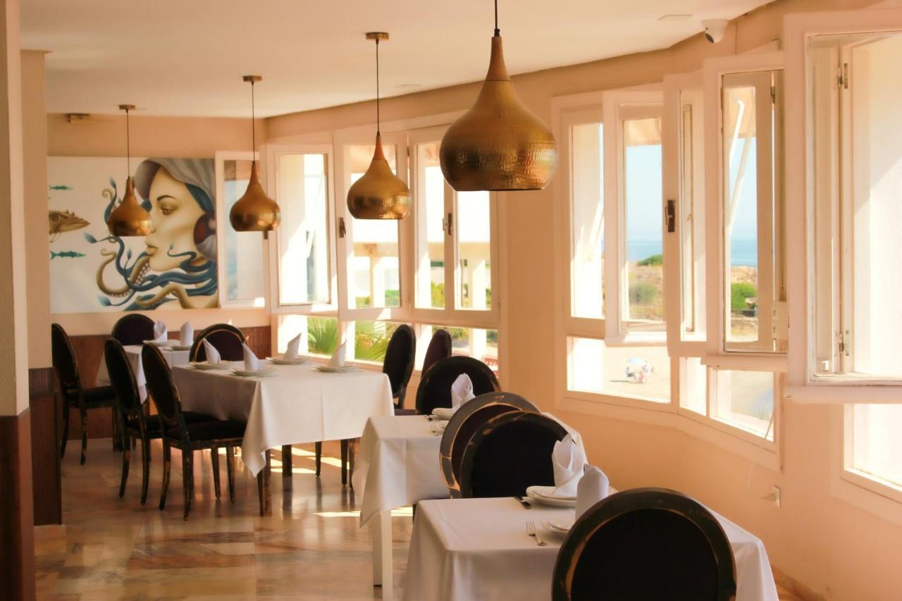 Hotel Patricia Torreguadiaro Ngoại thất bức ảnh