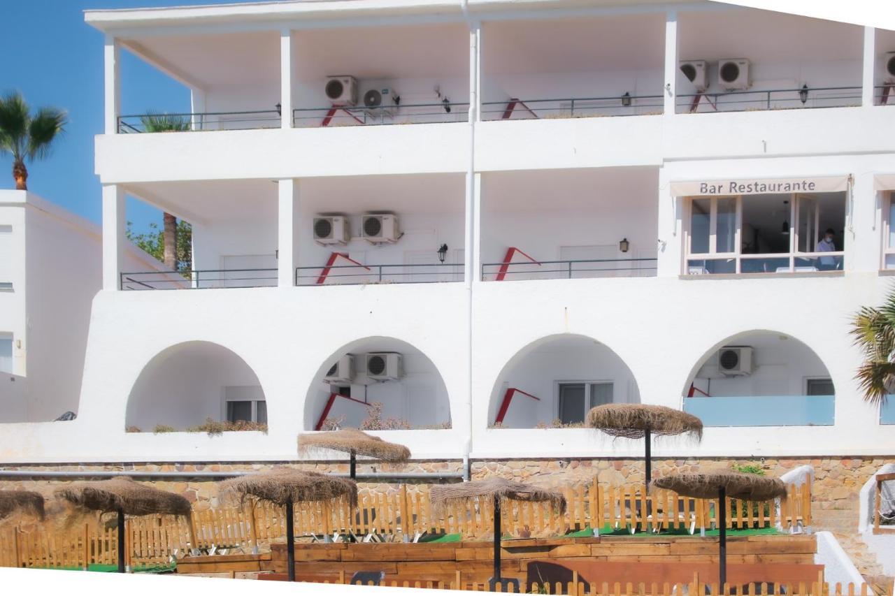 Hotel Patricia Torreguadiaro Ngoại thất bức ảnh